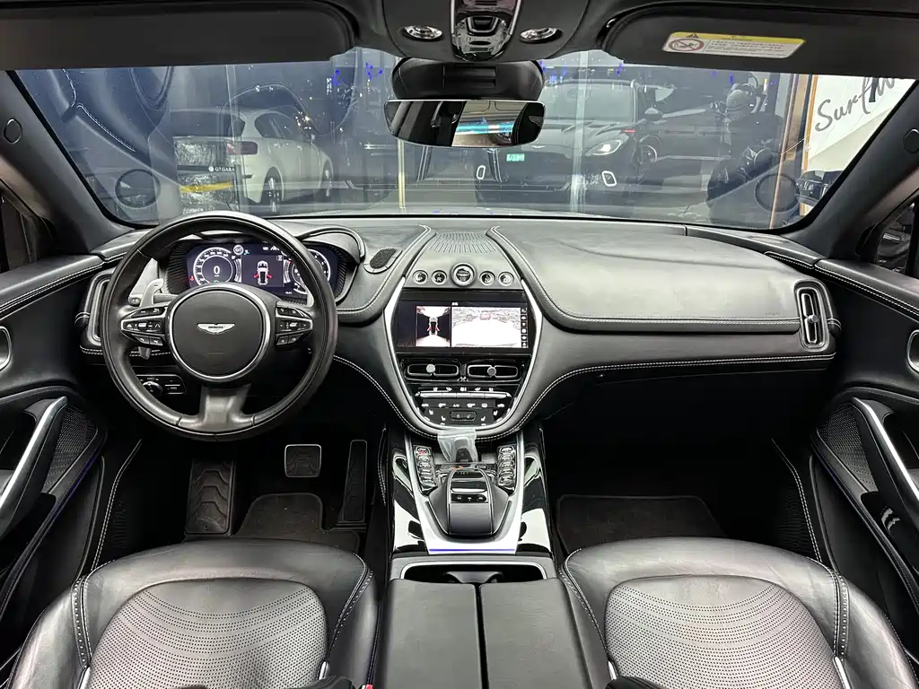 Aston Martin Aston Martin DBX 2022 3.0T Straight-Six 2022 - thumbnail 17
