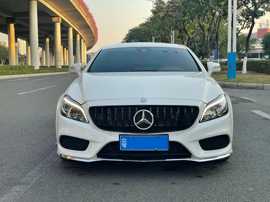 Mercedes-Benz Mercedes-Benz CLS 2017 CLS 320 Edition 2017 - thumbnail 2