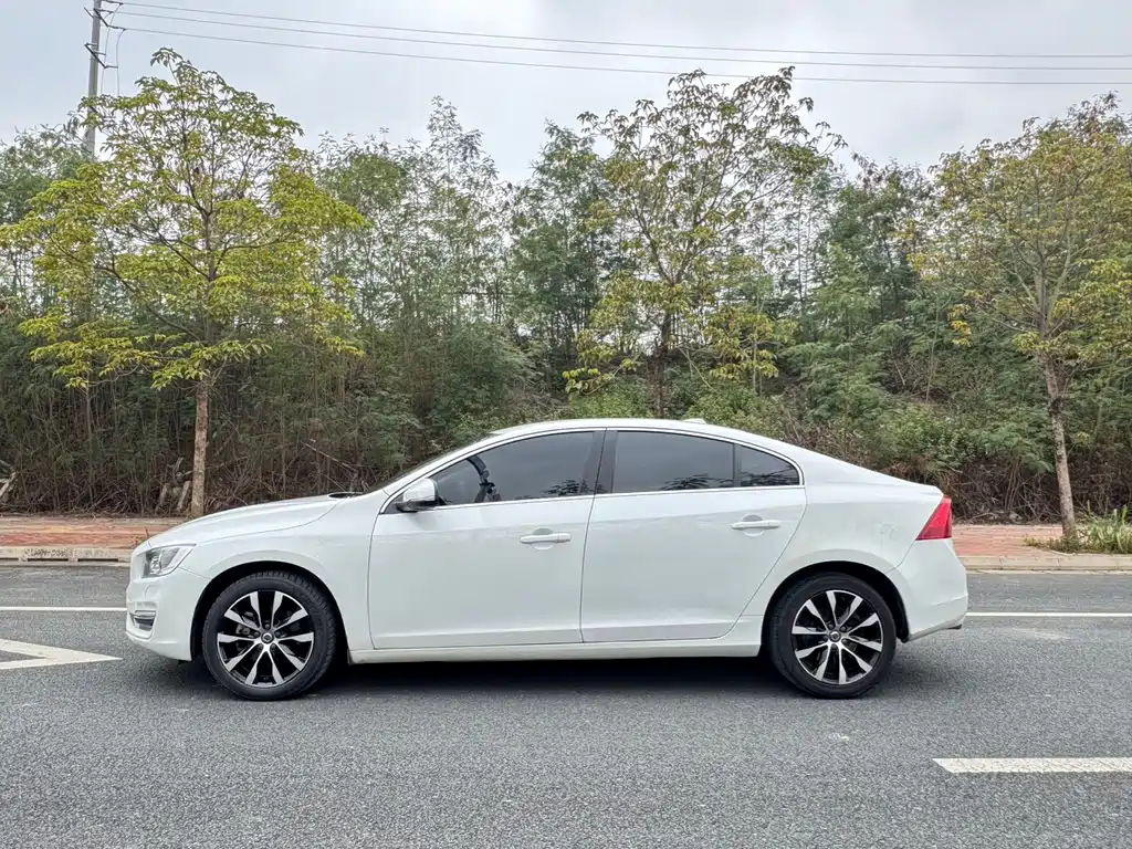Volvo Volvo S60 2019 S60L T3 Intelli Edition 2019 - thumbnail 5