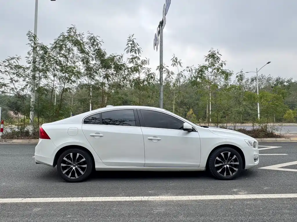 Volvo Volvo S60 2019 S60L T3 Intelli Edition 2019 - thumbnail 6
