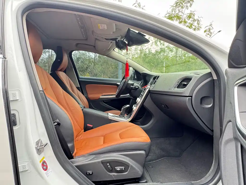 Volvo Volvo S60 2019 S60L T3 Intelli Edition 2019 - thumbnail 10
