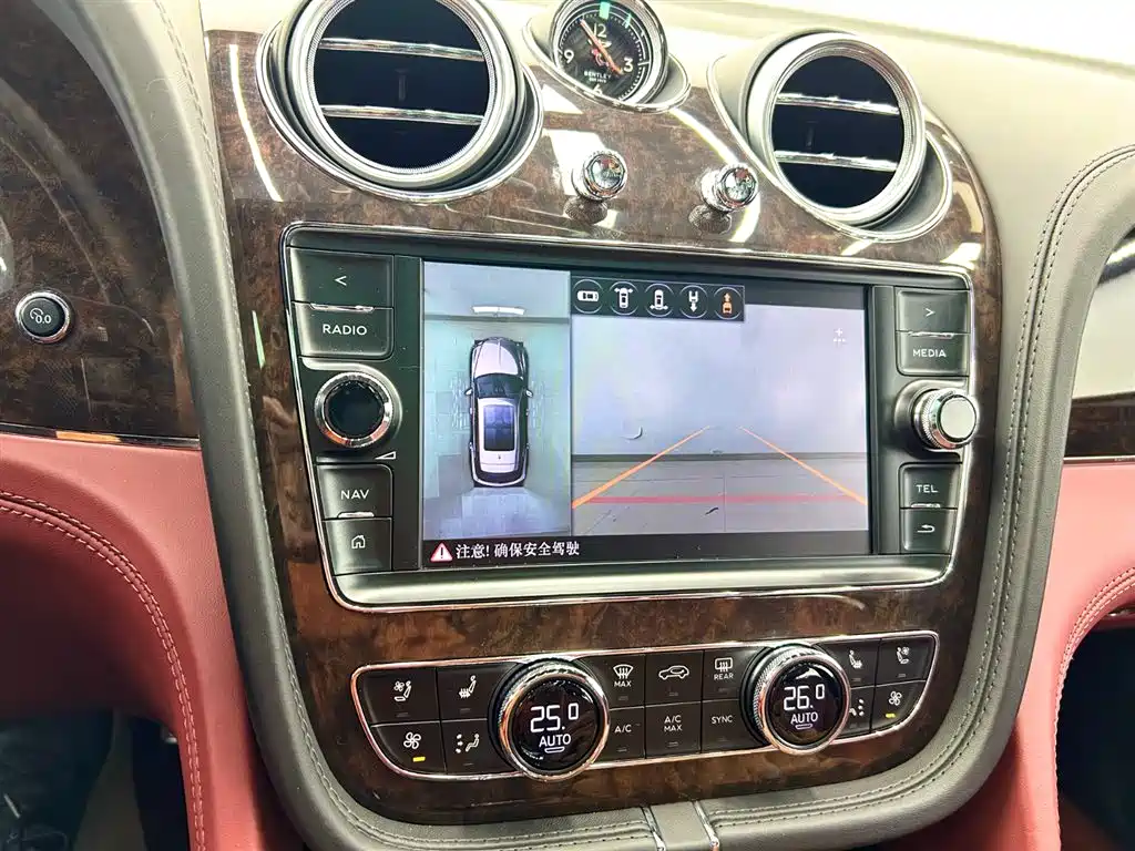 Bentley Bentayga 2016 6.0T Standard Edition 2018 - thumbnail 13
