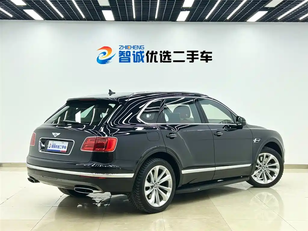 Bentley Bentayga 2016 6.0T Standard Edition 2018 - thumbnail 24