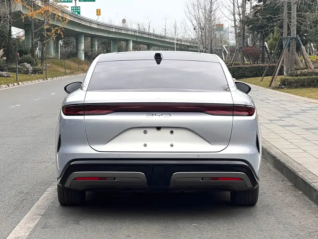 BYD BYD Han L 2025 EV AWD LiDAR Flagship Model 2025 - thumbnail 9