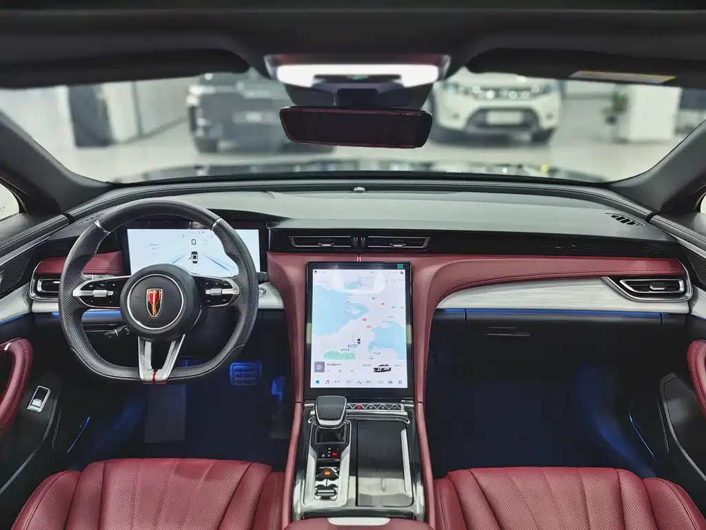Hongqi Hongqi H5 2025 2.0T Automatic Xuan Ying Edition 2025 - thumbnail 6