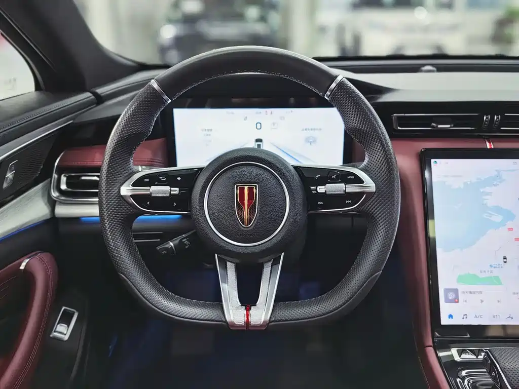 Hongqi Hongqi H5 2025 2.0T Automatic Xuan Ying Edition 2025 - thumbnail 7