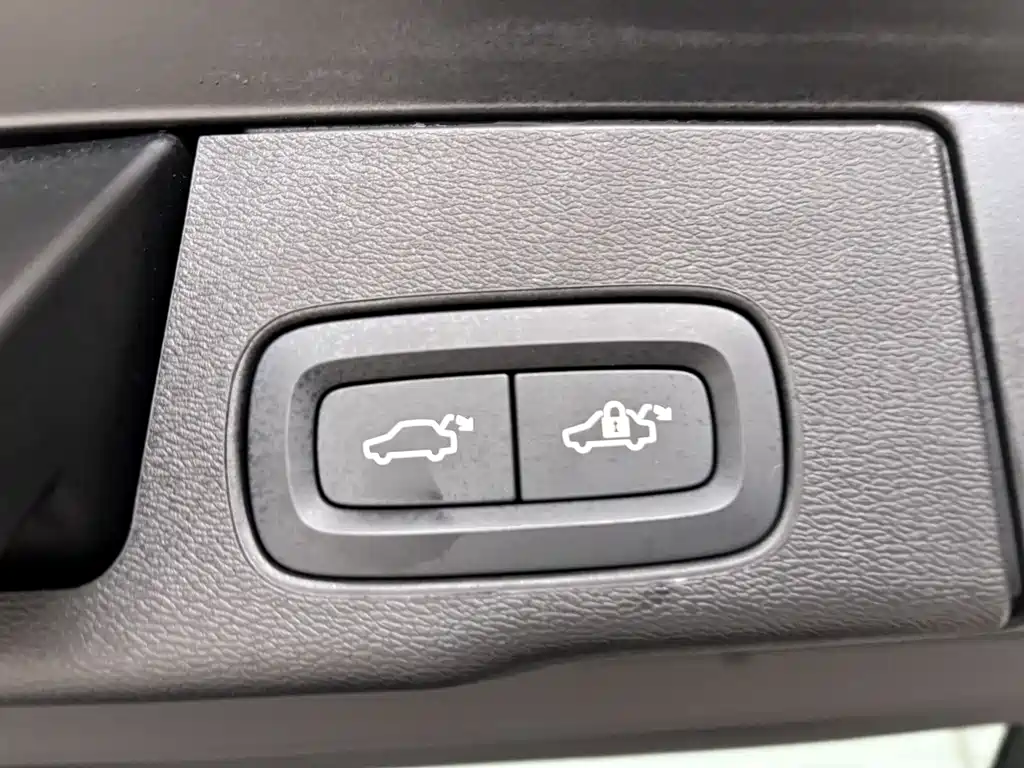 Volvo Volvo XC60 2025 B5 AWD Intelligent Luxury Edition 2025 - thumbnail 26