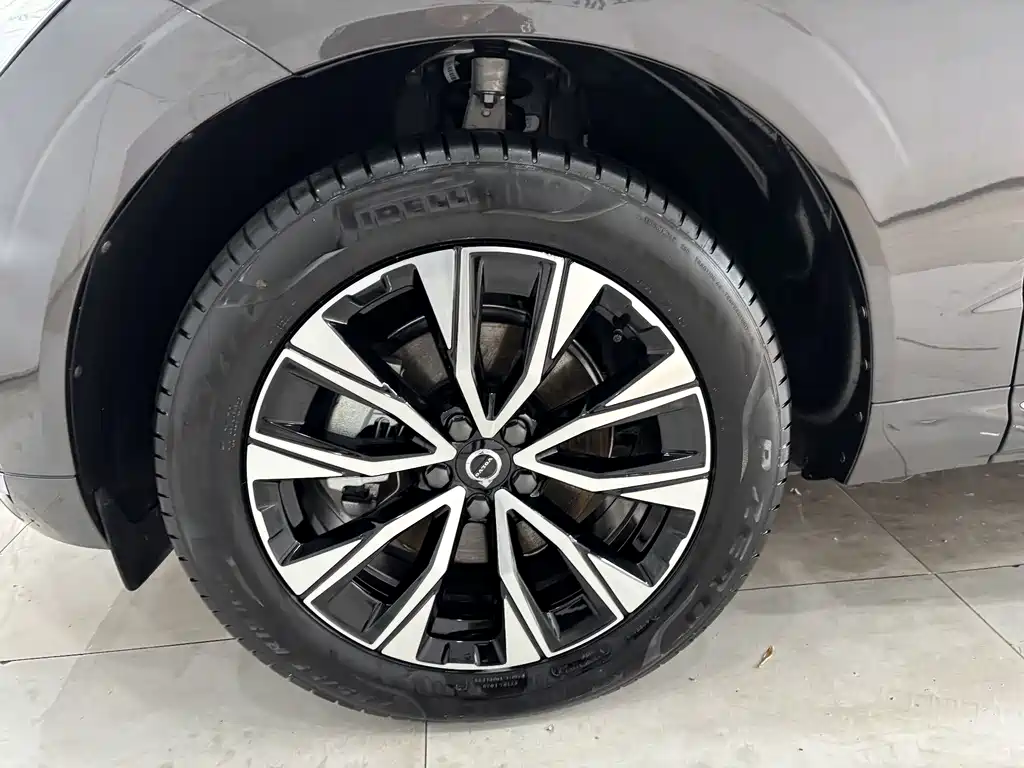 Volvo Volvo XC60 2025 B5 AWD Intelligent Luxury Edition 2025 - thumbnail 29