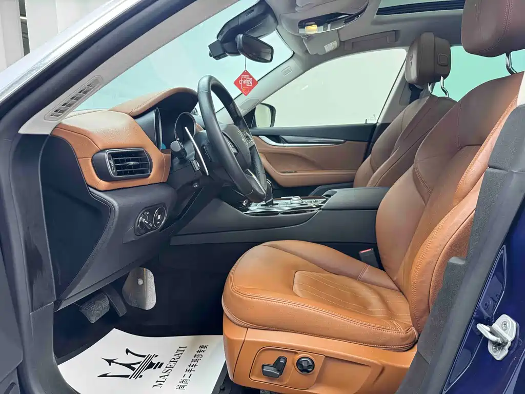 Maserati Maserati Levante 2016 3.0T Standard 2017 - thumbnail 8