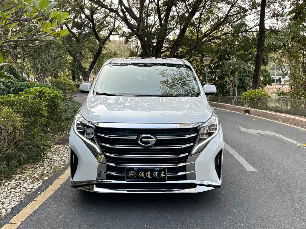 GAC Trumpchi GAC Trumpchi M8 2021 Facelift Excellence Series 390T Luxury Edition 2022 - thumbnail 3