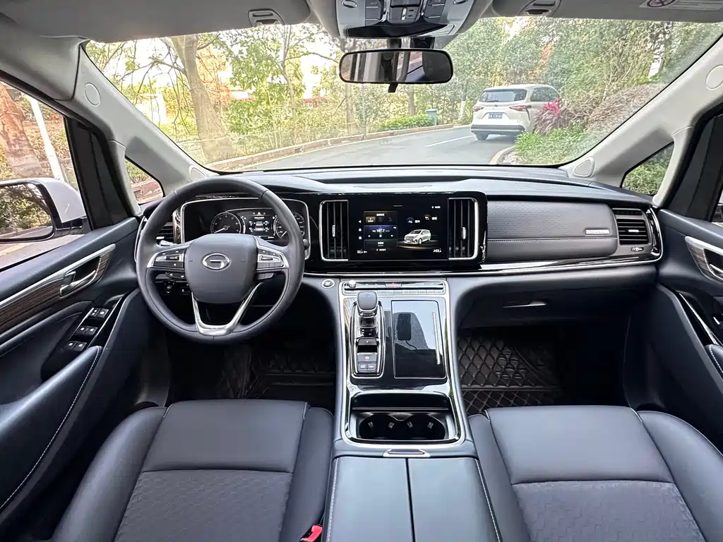 GAC Trumpchi GAC Trumpchi M8 2021 Facelift Excellence Series 390T Luxury Edition 2022 - thumbnail 8
