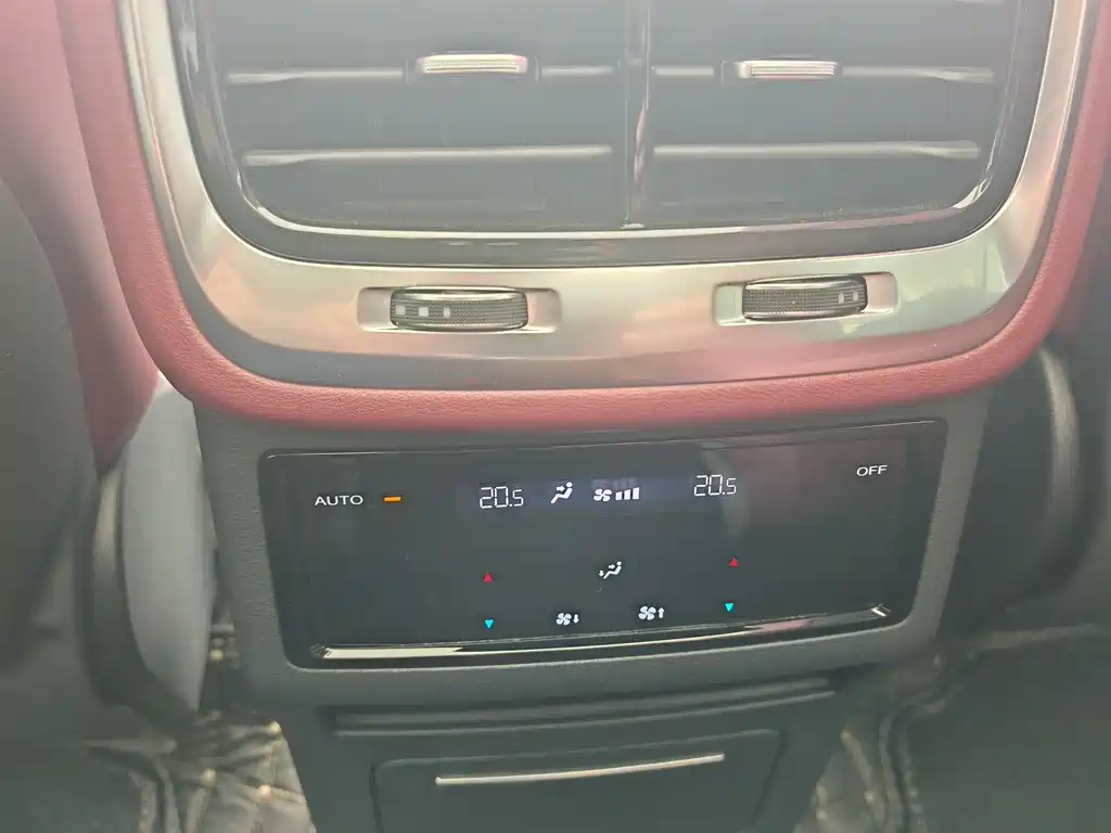 Hongqi Hongqi E-HS9 2022 690km Flag Enjoyment Edition Six Seats 2023 - thumbnail 8