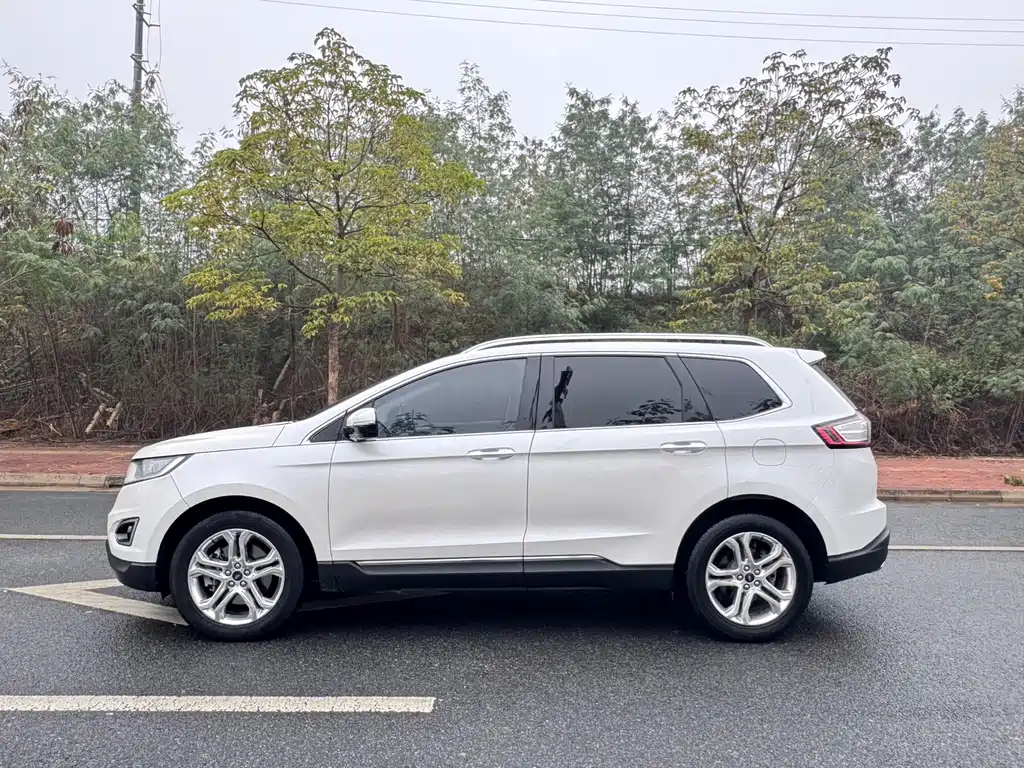 Ford Ford Edge 2018 EcoBoost 245 AWD Luxury 7-seater China V 2018 - thumbnail 5