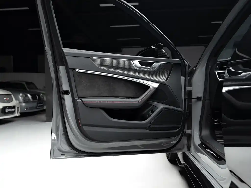 Audi Audi RS 6 2021 RS 6 4.0T Avant 2021 - thumbnail 11