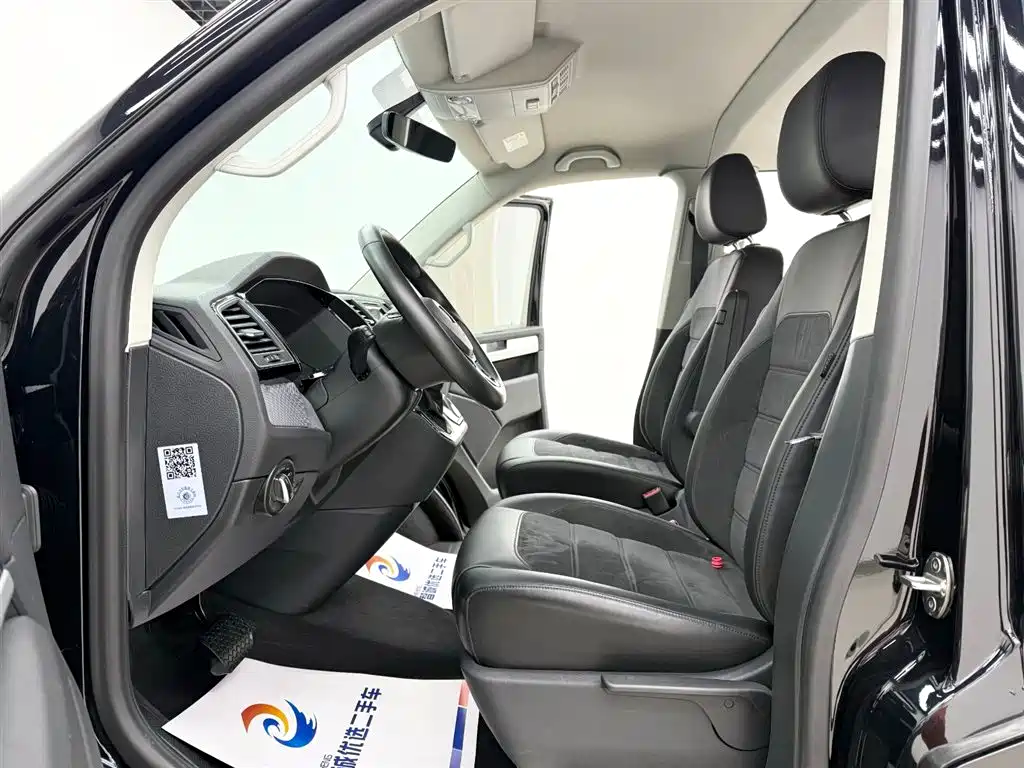 Volkswagen Volkswagen Multivan 2017 2.0 TSI Comfortline 7-seater AWD 2017 - thumbnail 4