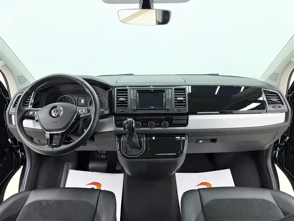 Volkswagen Volkswagen Multivan 2017 2.0 TSI Comfortline 7-seater AWD 2017 - thumbnail 10
