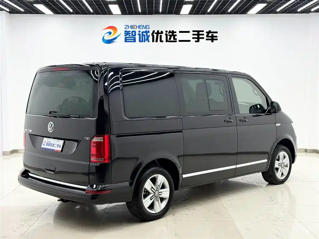 Volkswagen Volkswagen Multivan 2017 2.0 TSI Comfortline 7-seater AWD 2017 - thumbnail 18