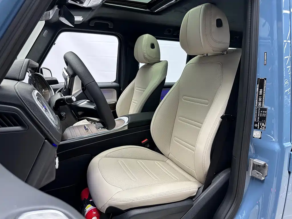 Mercedes-Benz Mercedes-Benz G-Class 2025 G 450 d 2026 - thumbnail 11