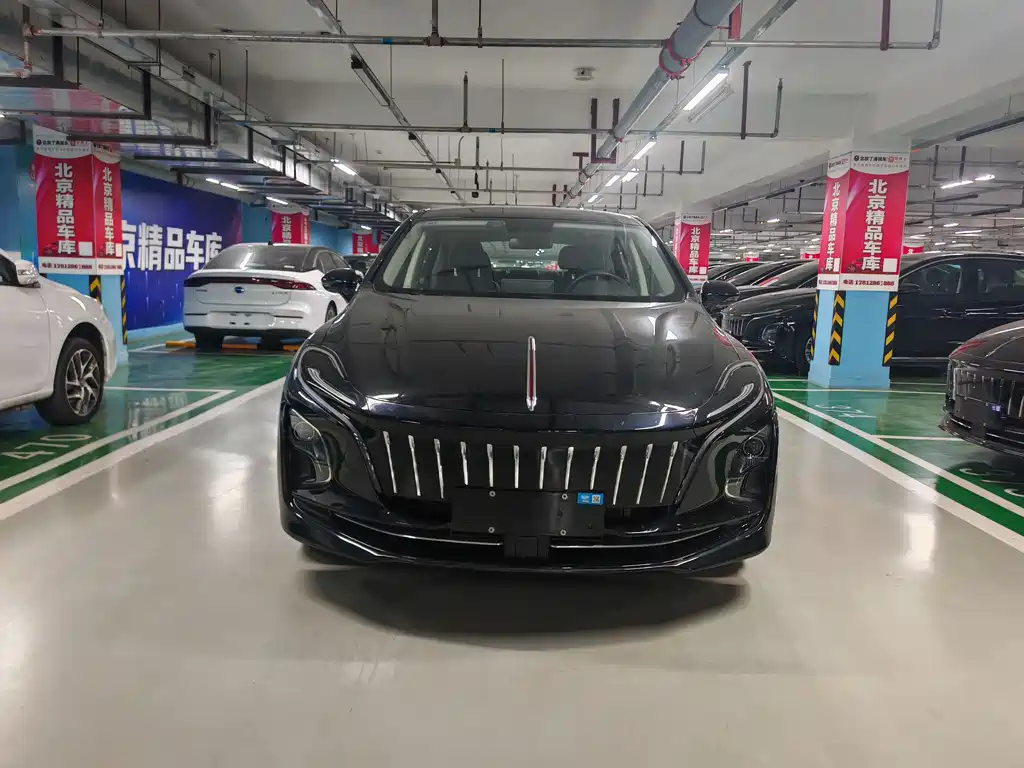 Hongqi Hongqi E-QM5 2024 500km Travel Edition 2024 - thumbnail 2