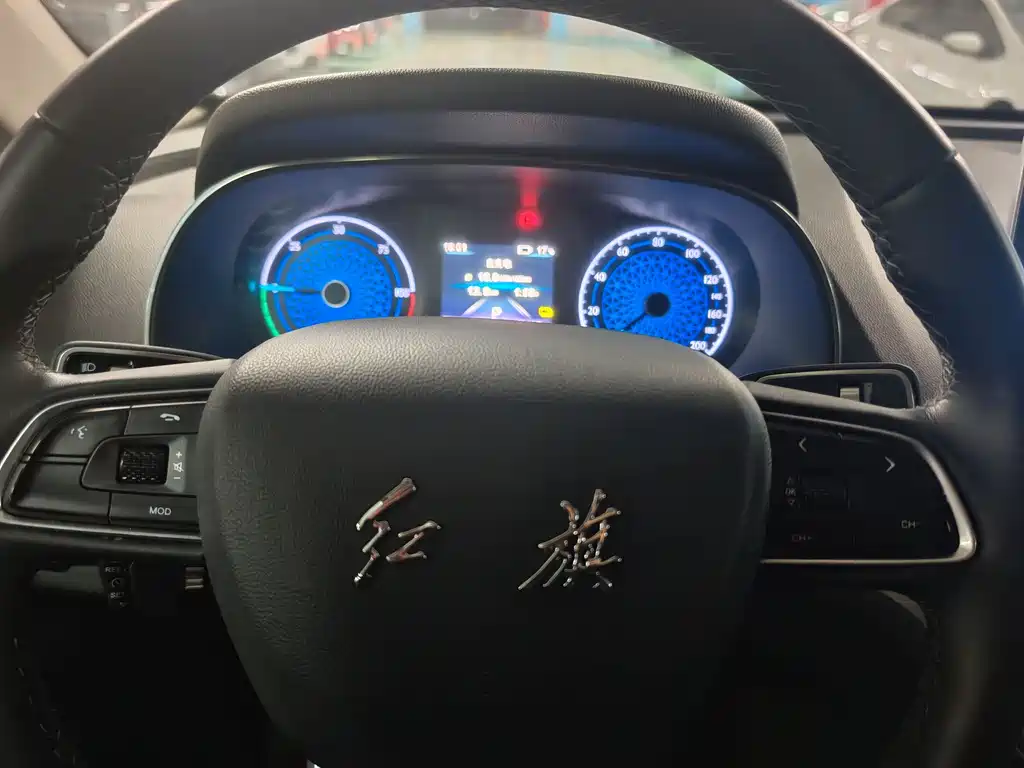 Hongqi Hongqi E-QM5 2024 500km Travel Edition 2024 - thumbnail 4