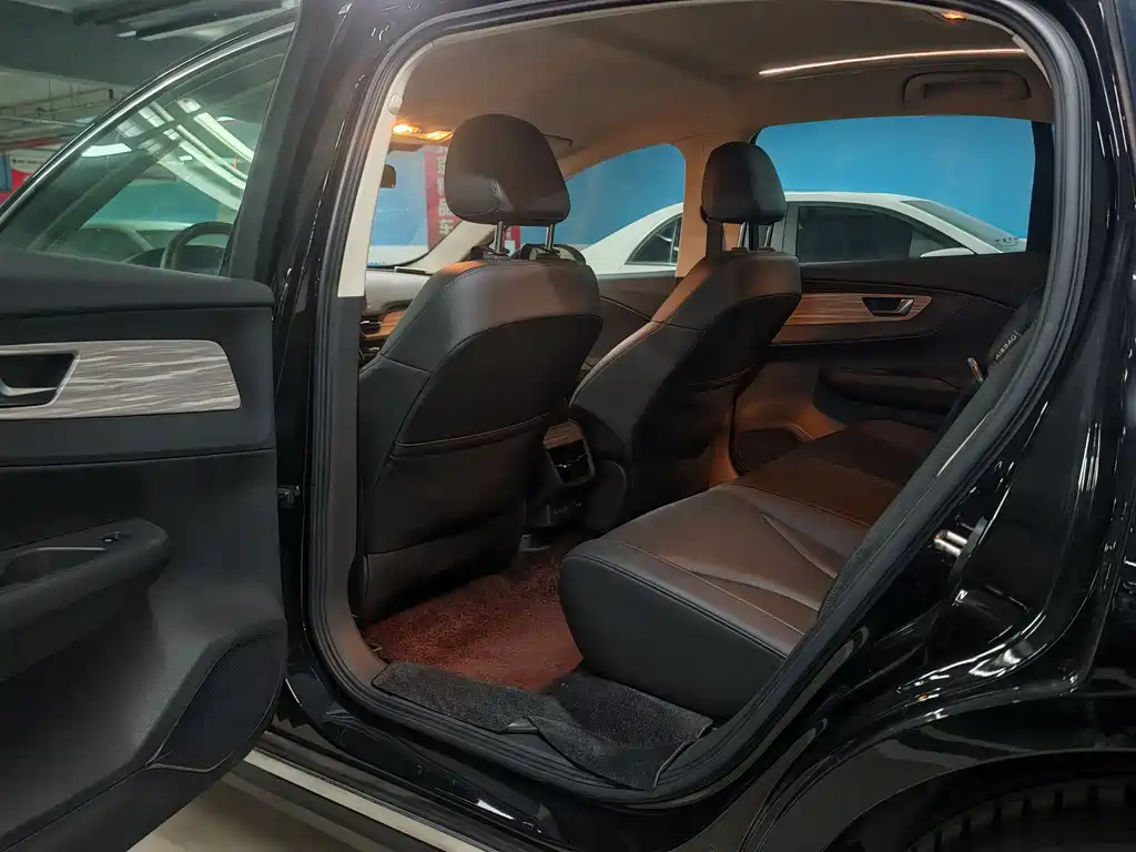 Hongqi Hongqi E-QM5 2024 500km Travel Edition 2024 - thumbnail 7