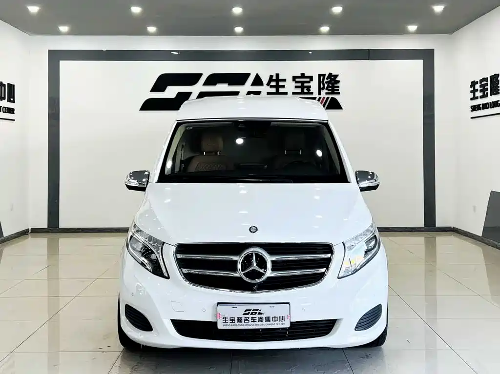 Mercedes-Benz Mercedes-Benz V-Class 2017 V 260 L Exclusive Long Wheelbase Edition 2020 - thumbnail 2