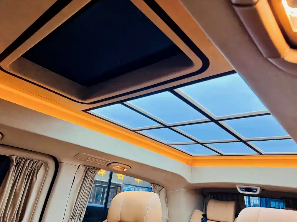 Mercedes-Benz Mercedes-Benz V-Class 2017 V 260 L Exclusive Long Wheelbase Edition 2020 - thumbnail 8