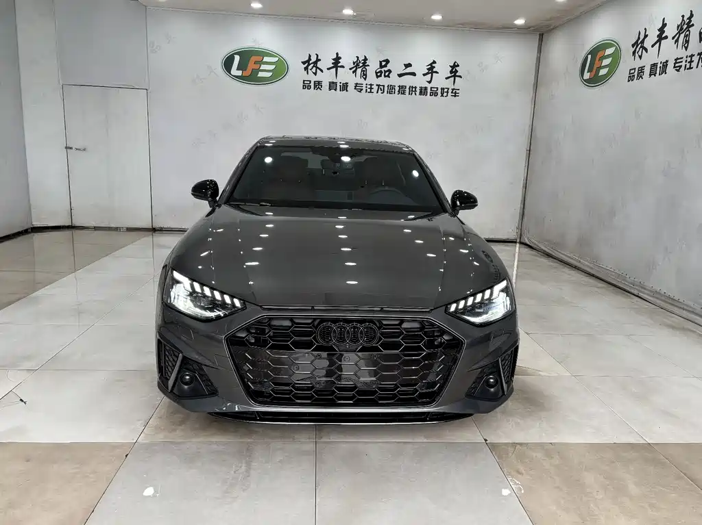 Audi Audi A4L 2025 200th Anniversary Edition 40 TFSI Luxury Dynamic B&O Starlight Edition 2025 - thumbnail 2