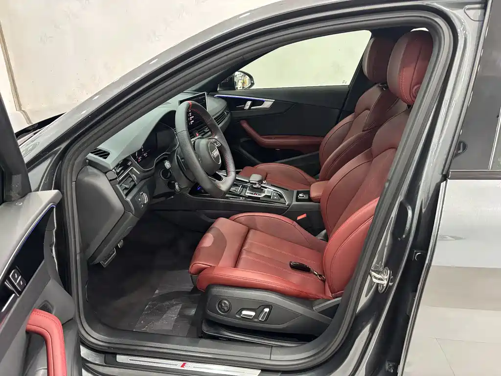 Audi Audi A4L 2025 200th Anniversary Edition 40 TFSI Luxury Dynamic B&O Starlight Edition 2025 - thumbnail 13