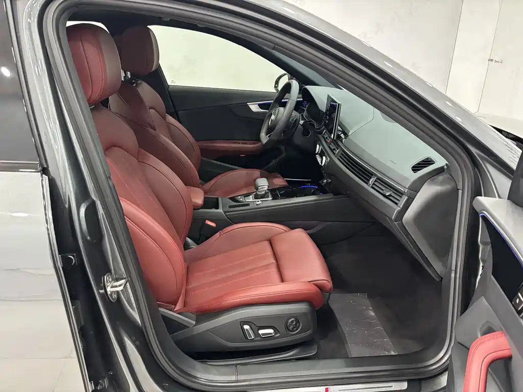 Audi Audi A4L 2025 200th Anniversary Edition 40 TFSI Luxury Dynamic B&O Starlight Edition 2025 - thumbnail 26