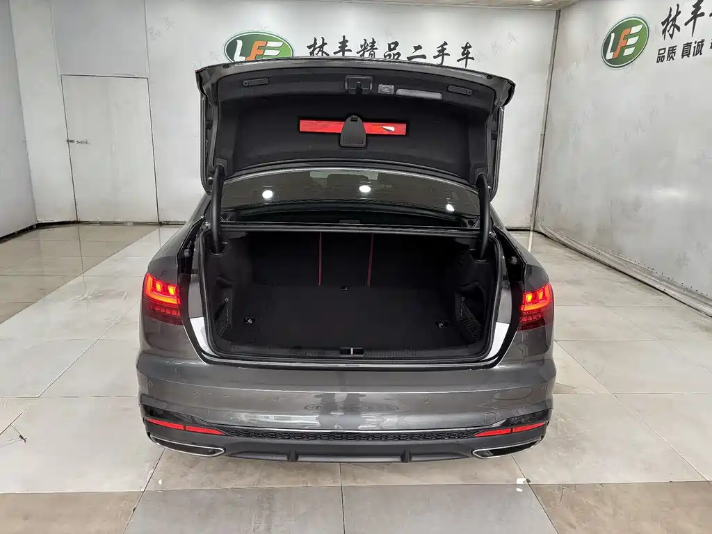 Audi Audi A4L 2025 200th Anniversary Edition 40 TFSI Luxury Dynamic B&O Starlight Edition 2025 - thumbnail 29