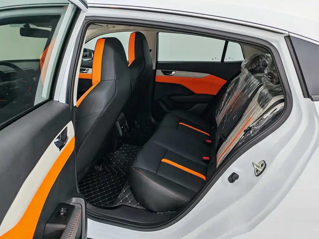 Dongfeng Fengshen Yi Xuan 2023 Mahle Edition 1.5L Automatic Chasing Shadow Edition 2024 - thumbnail 12