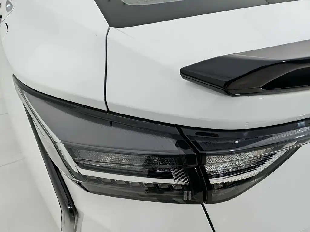 Dongfeng Fengshen Yi Xuan 2023 Mahle Edition 1.5L Automatic Chasing Shadow Edition 2024 - thumbnail 20