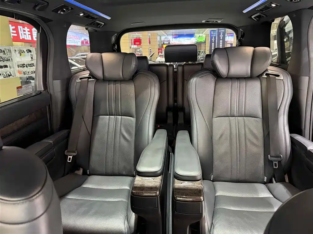Toyota Alphard 2018 Model Year Facelift 3.5L Executive Version 2018 - thumbnail 14