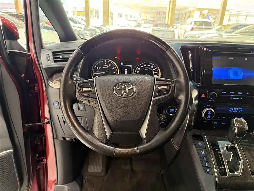 Toyota Alphard 2018 Model Year Facelift 3.5L Executive Version 2018 - thumbnail 16