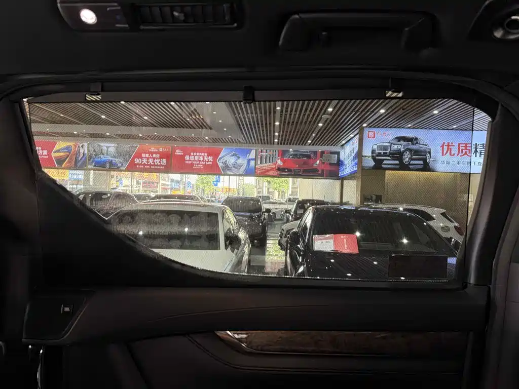 Toyota Alphard 2018 Model Year Facelift 3.5L Executive Version 2018 - thumbnail 26