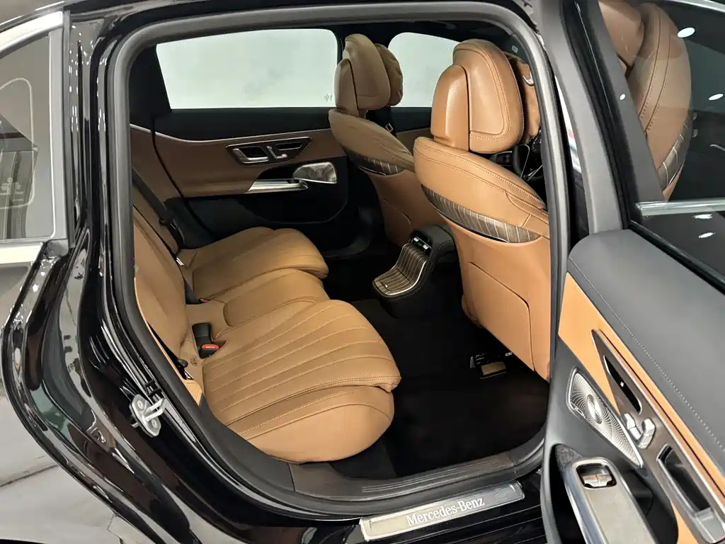 Mercedes-Benz Mercedes-Benz E-Class 2025 E 300 L Luxury Model 2025 - thumbnail 24