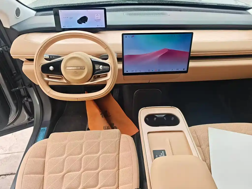 Jetour Stellar ET 2024 Extended Range 200 Pro+ 2024 - thumbnail 4