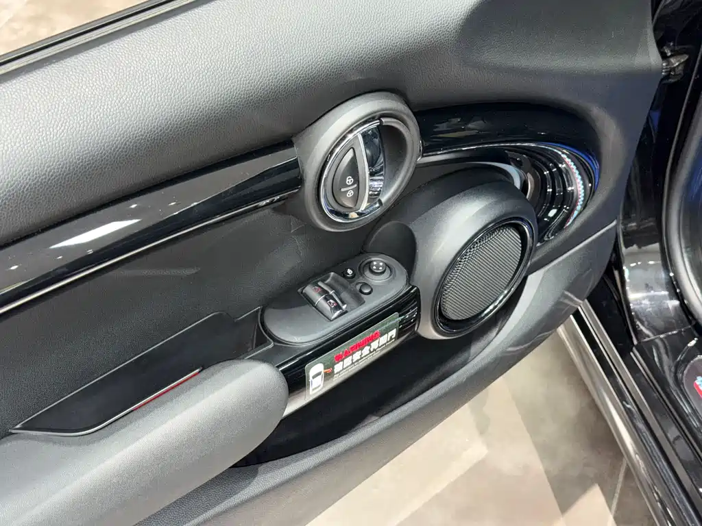 MINI MINI 2022 1.5T COOPER Black Badge Special Edition 2022 - thumbnail 15