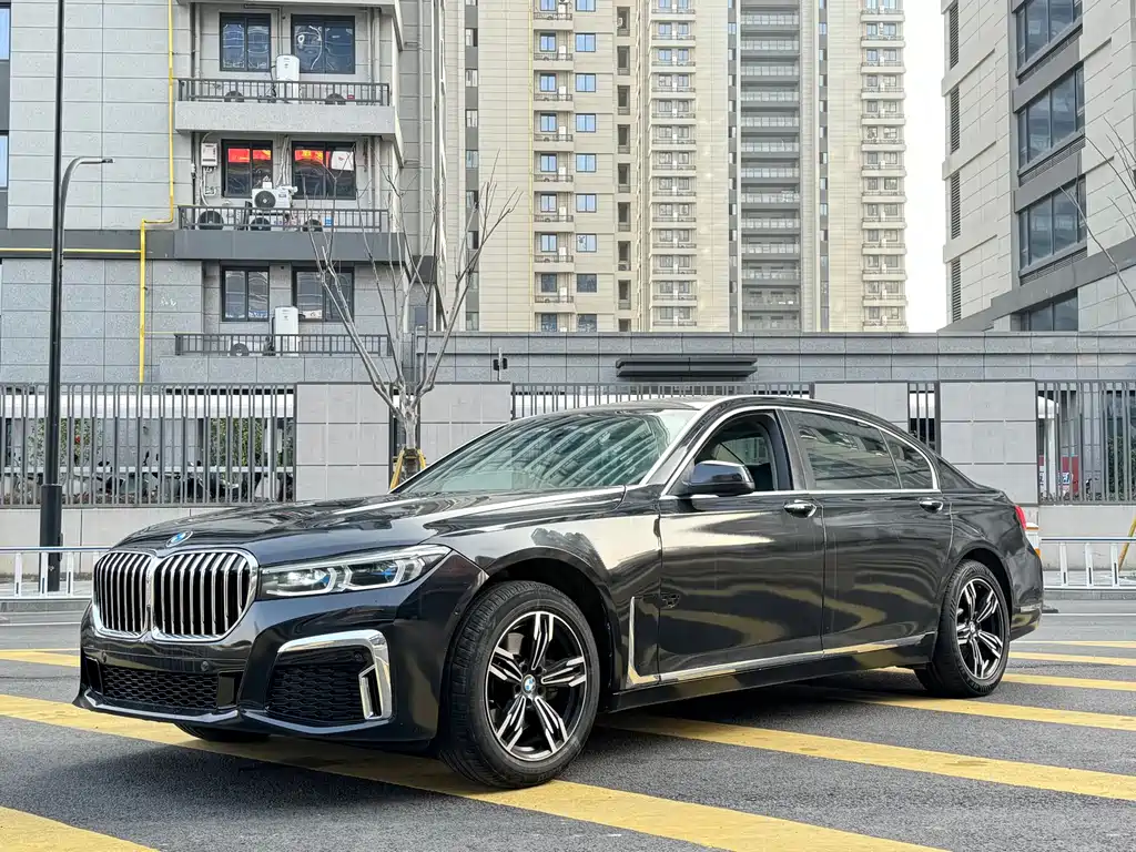 BMW BMW 7 Series 2011 740Li Steinway & Sons Limited Edition 2012 - thumbnail 2