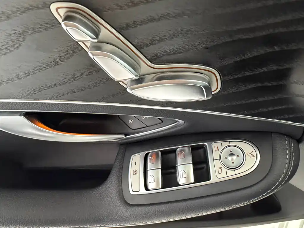 Mercedes-Benz Mercedes-Benz C-Class Wagon 2018 C 180 2018 - thumbnail 14