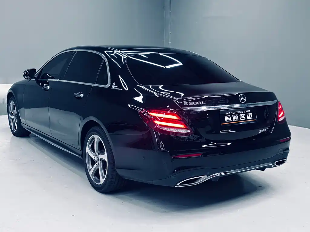 Mercedes-Benz Mercedes-Benz E-Class 2019 E 300 L Sport Fashion Edition 2019 - thumbnail 3