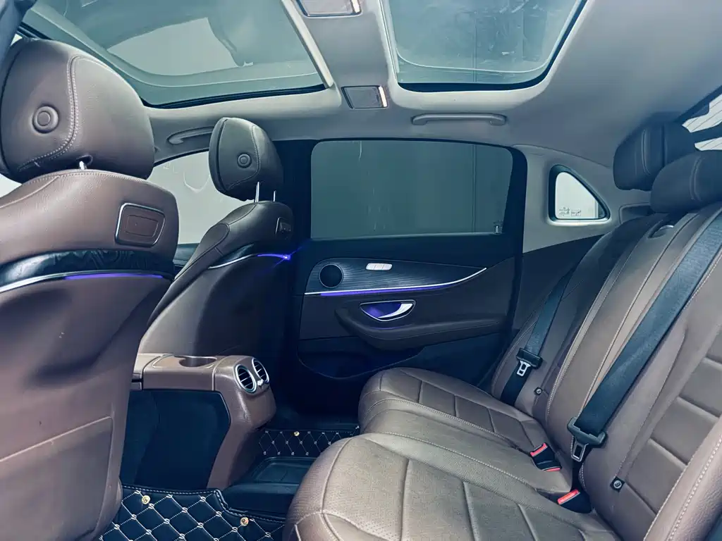 Mercedes-Benz Mercedes-Benz E-Class 2019 E 300 L Sport Fashion Edition 2019 - thumbnail 9
