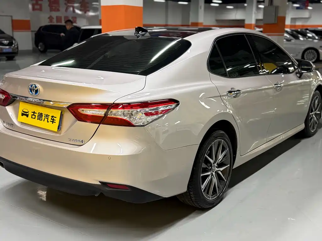 Toyota Toyota Camry 2021 Hybrid 2.5HG Luxury Edition 2022 - thumbnail 5