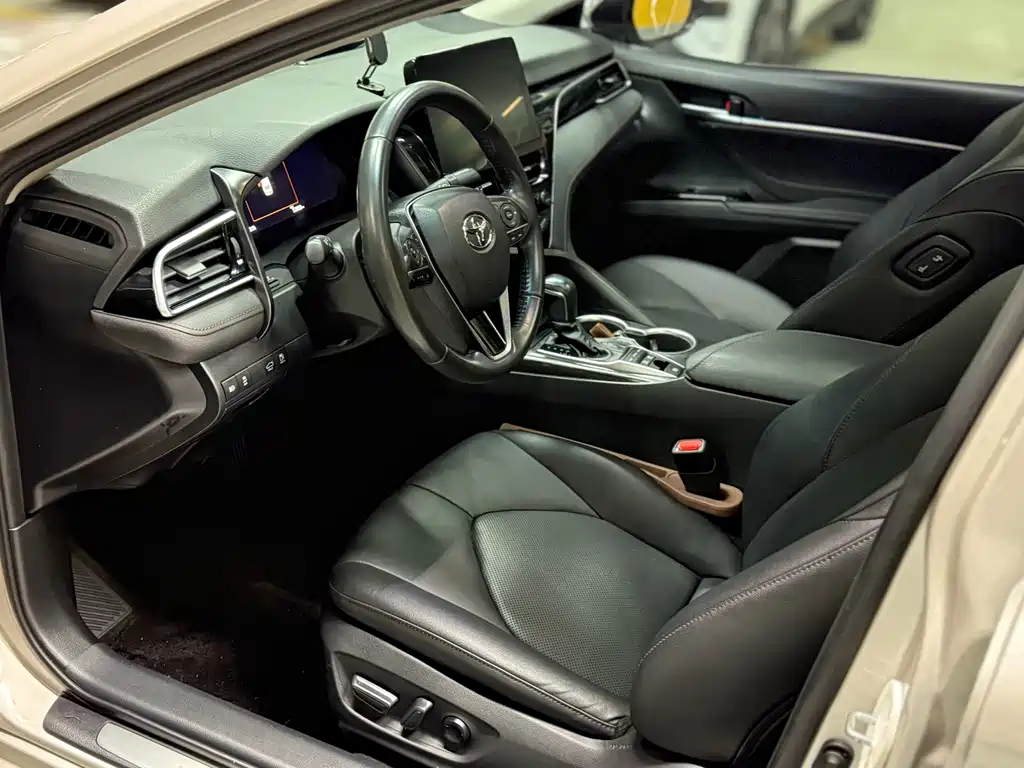 Toyota Toyota Camry 2021 Hybrid 2.5HG Luxury Edition 2022 - thumbnail 9
