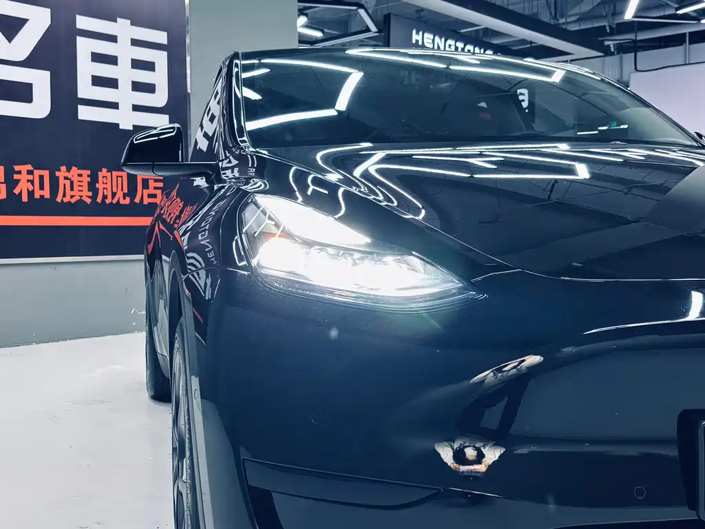 Tesla Model Y 2023 Rear-Wheel Drive 2024 - thumbnail 6