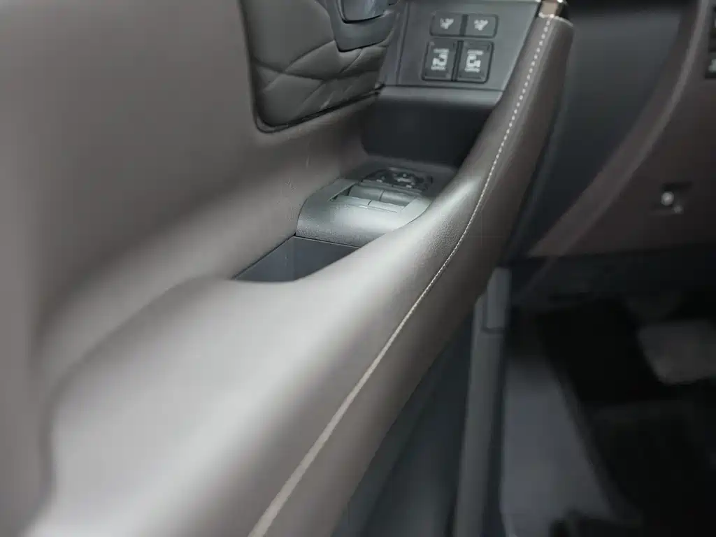 Toyota Alphard 2024 Model Hybrid 2.5L Premium Edition 2026 - thumbnail 11