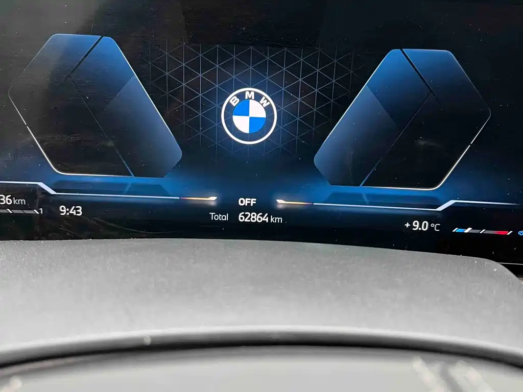 BMW BMW X7 xDrive40i Luxury Package 2023 - thumbnail 7