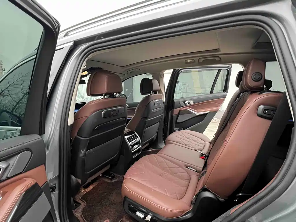 BMW BMW X7 xDrive40i Luxury Package 2023 - thumbnail 11