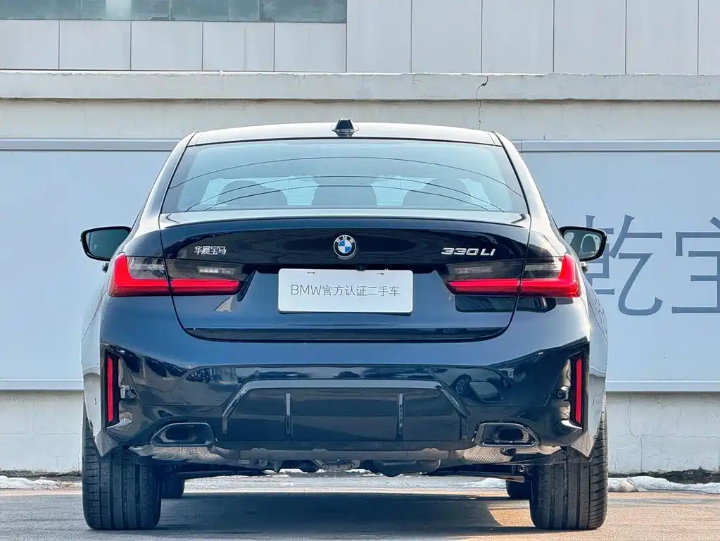 BMW BMW 3 Series 2025 330Li Premium M Sport Night Package 2026 - thumbnail 4
